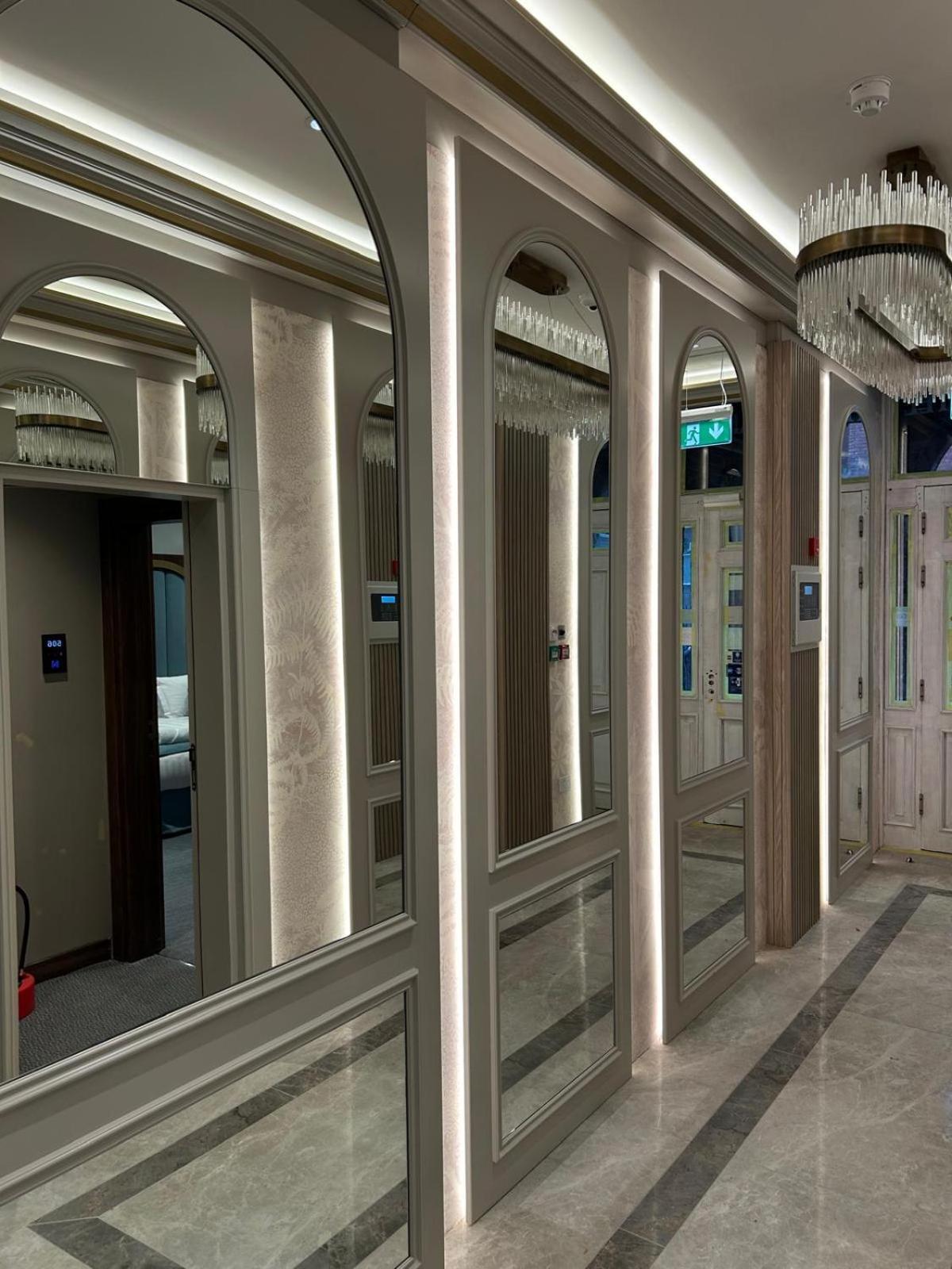 Hotel St 4*